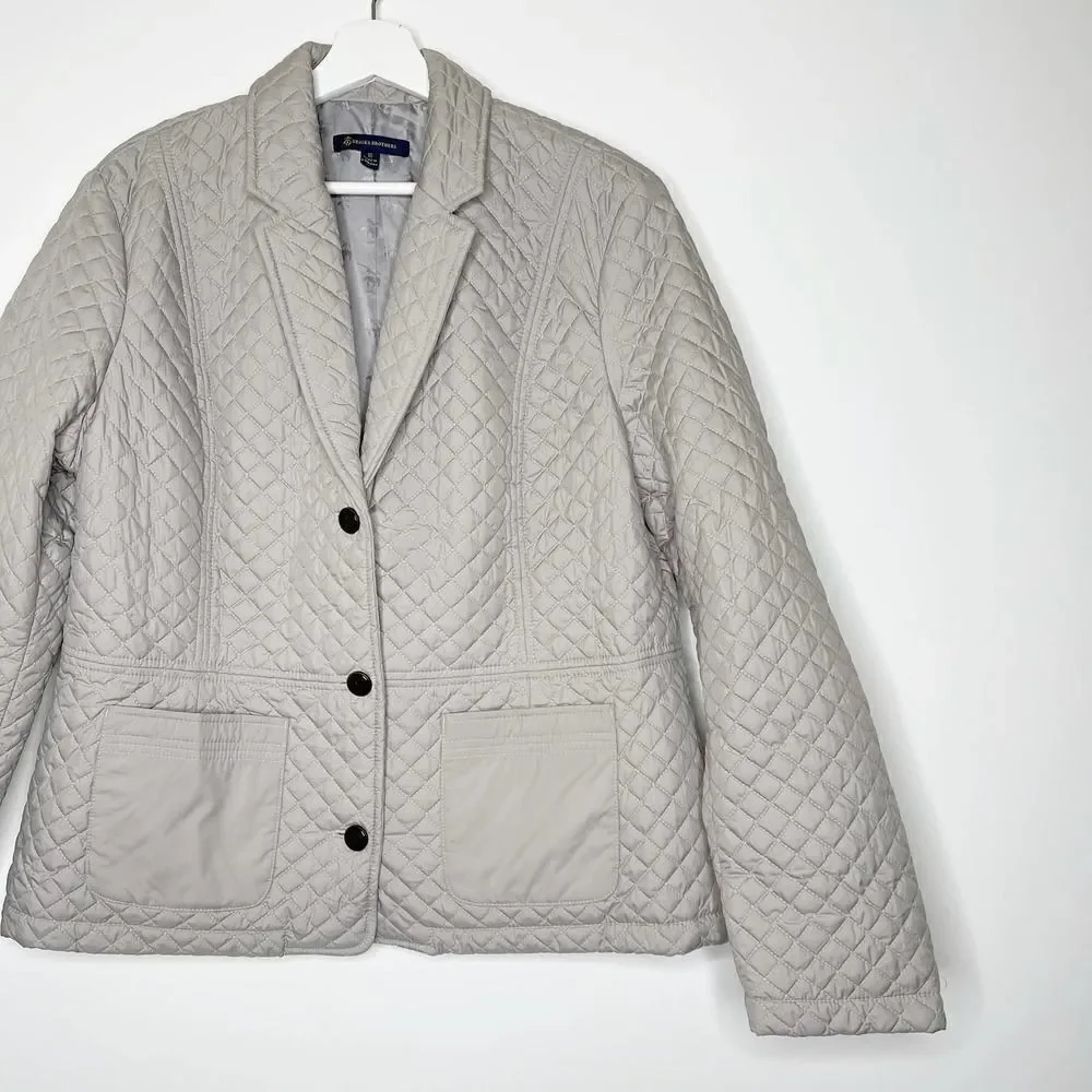 Brooks Brothers Quilted Blazer Style Jacket – Sophistication Meets Modern